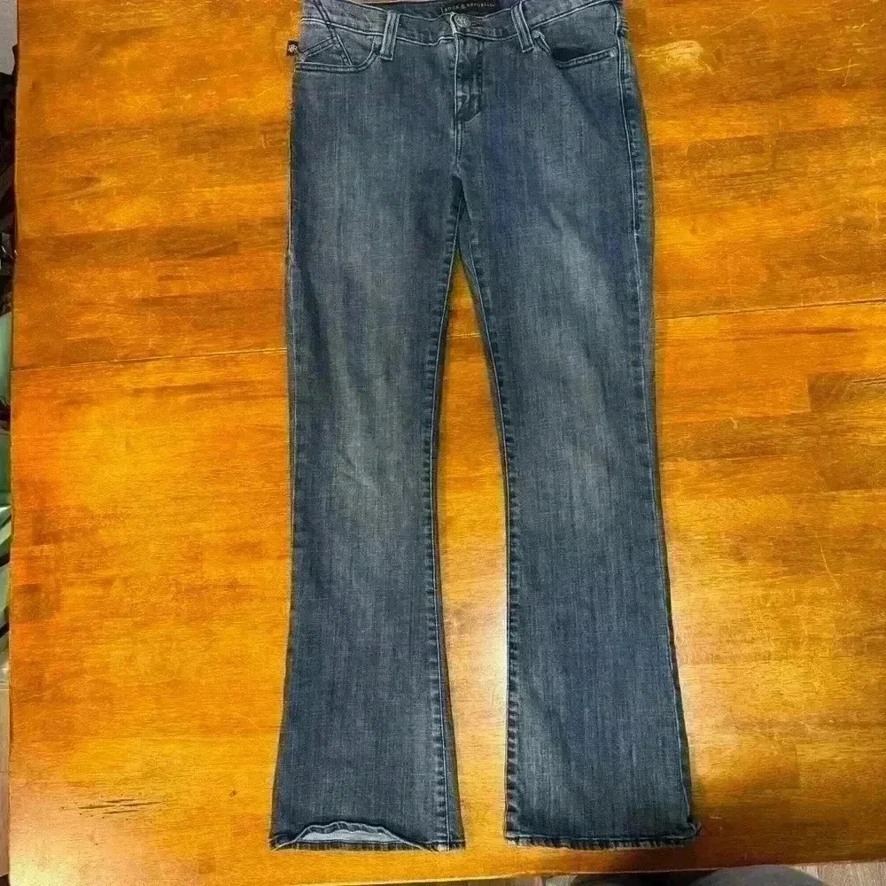 Rock & Republic Kasandra Jeans Women's 31 Slim Fit Bootcut Dark Wash Blue Denim